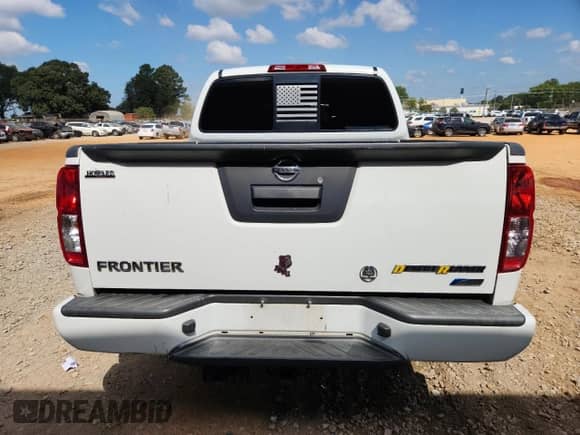 2017 Nissan Frontier Desert Runner with VIN 1N6DD0ER2HN724409, listed as a Copart auction lot 81913815 with 100,445 mi miles and Salvage title. Bid and sale history available at DreamBid. Image 6.