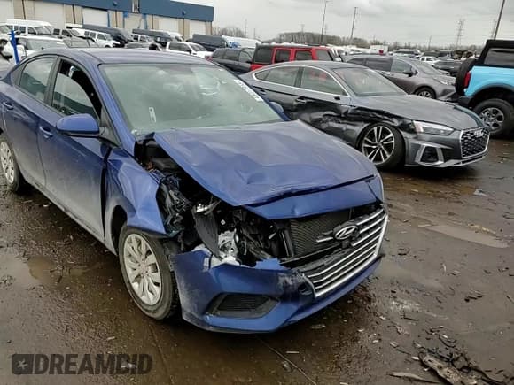✅ 2020 Hyundai Accent SE • VIN: 3KPC24A68LE108458 • Лот: 48017955. Опубликован ранее на Copart с пробегом 114 373 миль. Бесплатный доступ к архиву аукционных продаж из США и подробный отчёт об истории автомобиля на DreamBid. Изображение 11.