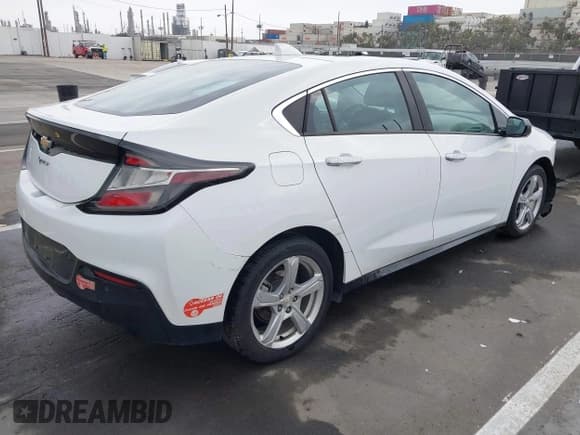 ✅ 2018 Chevrolet Volt LT • VIN: 1G1RC6S5XJU151831 • Лот: 43623106. Опубликован ранее на IAAI с пробегом 68 728 миль. Бесплатный доступ к архиву аукционных продаж из США и подробный отчёт об истории автомобиля на DreamBid. Изображение 4.