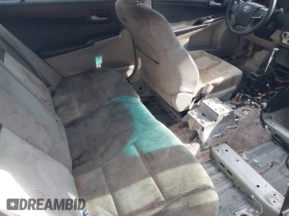 2014 Toyota Camry L with VIN 4T1BF1FK1EU765218, listed as a IAAI auction lot 43211127 with 151,964 mi miles and . Bid and sale history available at DreamBid. Image 8.