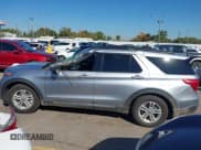 ✅ 2022 Ford Explorer XLT • VIN: 1FMSK7DH2NGA50873 • Lot: 43606419. Wystawiony na IAAI z przebiegiem 74 114 mil. Bezpłatny archiwum sprzedaży aukcyjnych z USA i szczegółowy raport historii pojazdu na DreamBid. Zdjęcie 13.