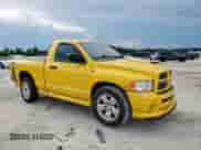 2005 Dodge 1500 SLT z VIN 1D7HA16D75J545216, wystawiony jako Copart lot #61960595 z przebiegiem 118 706 mil mil oraz Szkoda całkowita • Salvage title. Historia ofert i sprzedaży dostępna na DreamBid. Obrazek 4.