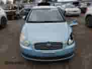 2010 Hyundai Accent GL with VIN KMHCN4BC9AU394049, listed as a Copart auction lot 86221915 with 235,404 mi miles and Clean title. Bid and sale history available at DreamBid. Image 5.