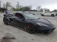 ✅ 2022 Chevrolet Corvette 3LT • VIN: 1G1YC2D45N5117773 • Lot: 49688125. Wystawiony na Copart z przebiegiem 15 660 mil. Bezpłatny archiwum sprzedaży aukcyjnych z USA i szczegółowy raport historii pojazdu na DreamBid. Zdjęcie 4.