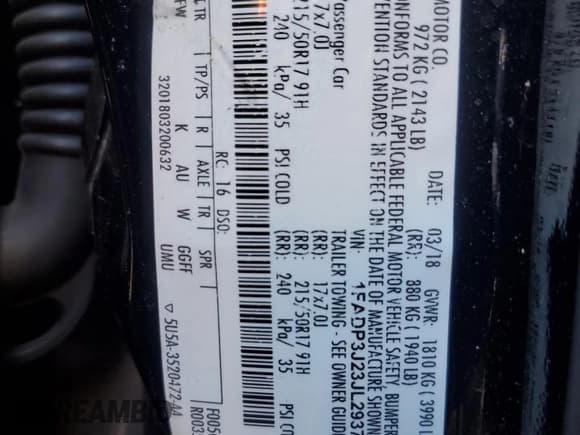 ✅ 2018 Ford Focus Titanium • VIN: 1FADP3J23JL293767 • Лот: 92047785. Опубликован ранее на Copart с пробегом Не указан. Бесплатный доступ к архиву аукционных продаж из США и подробный отчёт об истории автомобиля на DreamBid. Изображение 12.