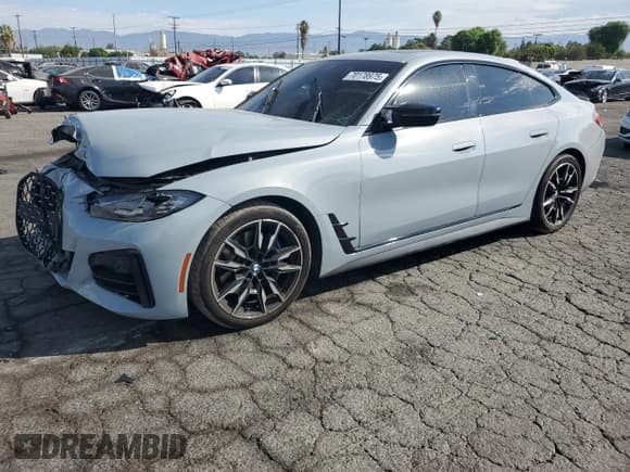 ✅ 2022 BMW 4 Series M440i xDrive • VIN: WBA13AW09NFM14758 • Lot: 70178975. Listed on Copart with 53,137 mi. Free auction sales archive from the USA and detailed vehicle history report at DreamBid. Image 1.