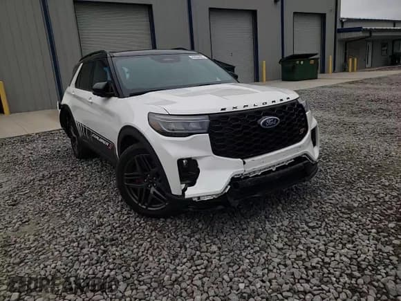 ✅ 2025 Ford Explorer ST • VIN: 1FMWK8GC6SGA24859 • Lot: 82394425. Listed on Copart with 5,260 mi. Free auction sales archive from the USA and detailed vehicle history report at DreamBid. Image 14.