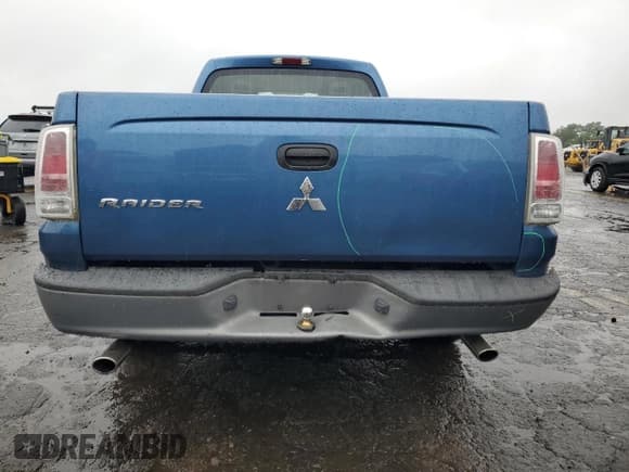 ✅ 2006 Mitsubishi Raider LS • VIN: 1Z7HC22K86S578515 • Lot: 68068945. Wystawiony na Copart z przebiegiem 143 076 mil. Bezpłatny archiwum sprzedaży aukcyjnych z USA i szczegółowy raport historii pojazdu na DreamBid. Zdjęcie 6.