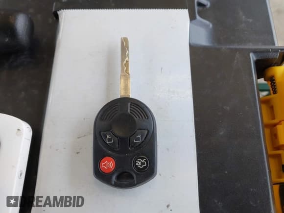 ✅ 2014 Ford Transit Connect XLT • VIN: NM0GE9F7XE1155954 • Lot: 41943930. Listed on IAAI with 207,528 mi. Free auction sales archive from the USA and detailed vehicle history report at DreamBid. Image 11.