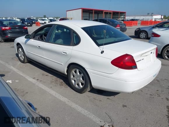 ✅ 2006 Ford Taurus SEL • VIN: 1FAFP56U56A220367 • Lot: 43114571. Listed on IAAI with 137,423 mi. Free auction sales archive from the USA and detailed vehicle history report at DreamBid. Image 3.