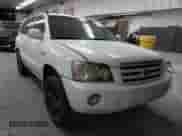 2001 Toyota Highlander с VIN JTEHF21A610028080, выставлен на аукционе IAAI как лот 43011016 с пробегом 254 001 миль миль и . История ставок и продаж доступна на DreamBid. Изображение 1.