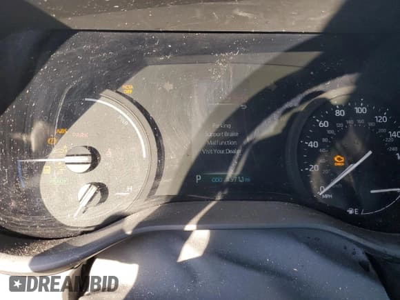 ✅ 2022 Toyota Sienna XLE • VIN: 5TDJRKECXNS122264 • Lot: 82003235. Listed on Copart with 45,711 mi. Free auction sales archive from the USA and detailed vehicle history report at DreamBid. Image 9.