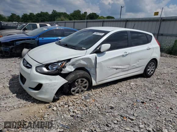 ✅ 2014 Hyundai Accent GS • VIN: KMHCT5AE0EU176196 • Lot: 59487024. Wystawiony na Copart z przebiegiem 164 285 mil. Bezpłatny archiwum sprzedaży aukcyjnych z USA i szczegółowy raport historii pojazdu na DreamBid. Zdjęcie 1.