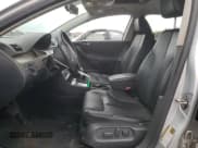 ✅ 2009 Volkswagen Passat Komfort • VIN: WVWXK73C39E138994 • Lot: 70876274. Listed on Copart with 118,057 mi. Free auction sales archive from the USA and detailed vehicle history report at DreamBid. Image 7.