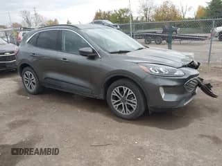 ✅ 2020 Ford Escape SEL • VIN: 1FMCU9H61LUA85857 • Лот: 43590298. Опубликован ранее на IAAI с пробегом 136 493 миль. Бесплатный доступ к архиву аукционных продаж из США и подробный отчёт об истории автомобиля на DreamBid. Изображение 1.
