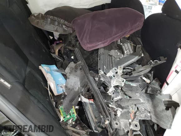 ✅ 2020 Nissan Sentra S • VIN: 3N1AB8BVXLY297393 • Lot: 69932904. Wystawiony na Copart z przebiegiem Nie podano. Bezpłatny archiwum sprzedaży aukcyjnych z USA i szczegółowy raport historii pojazdu na DreamBid. Zdjęcie 10.