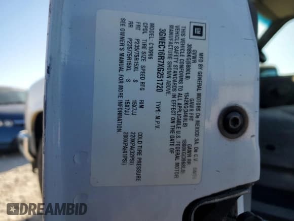 ✅ 1999 Chevrolet Suburban • VIN: 3GNEC16R7XG251720 • Lot: 81502654. Wystawiony na Copart z przebiegiem 198 335 mil. Bezpłatny archiwum sprzedaży aukcyjnych z USA i szczegółowy raport historii pojazdu na DreamBid. Zdjęcie 13.