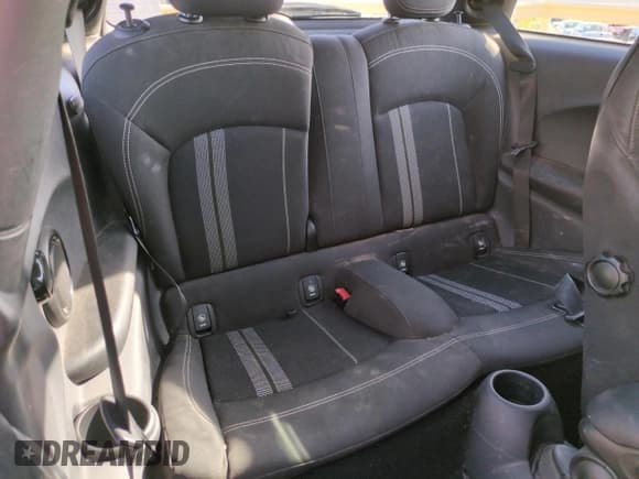 ✅ 2016 MINI Hardtop John Cooper Works • VIN: WMWXM9C50GT997764 • Lot: 52826365. Listed on Copart with 82,430 mi. Free auction sales archive from the USA and detailed vehicle history report at DreamBid. Image 10.