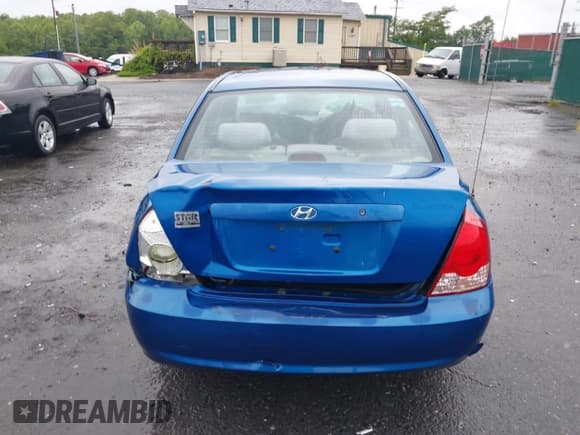 ✅ 2005 Hyundai Elantra GLS • VIN: KMHDN46D55U131005 • Lot: 42230938. Wystawiony na IAAI z przebiegiem 236 960 mil. Bezpłatny archiwum sprzedaży aukcyjnych z USA i szczegółowy raport historii pojazdu na DreamBid. Zdjęcie 15.