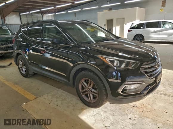 ✅ 2017 Hyundai Santa Fe 2.4L • VIN: 5XYZU3LB8HG394167 • Lot: 94326415. Listed on Copart with 139,164 mi. Free auction sales archive from the USA and detailed vehicle history report at DreamBid. Image 4.