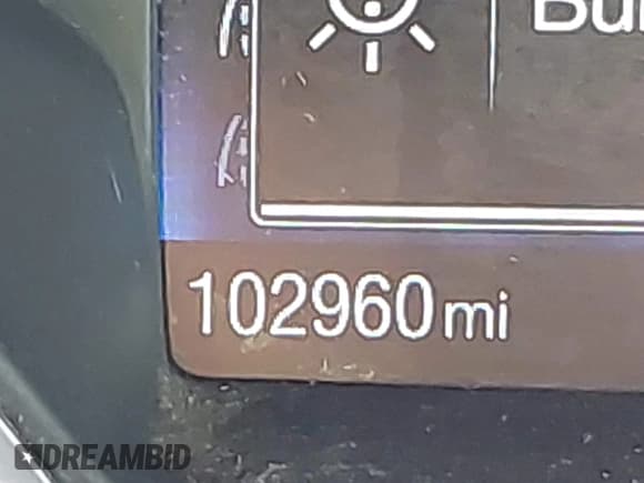 ✅ 2015 Ford Focus SE • VIN: 1FADP3F27FL386775 • Лот: 42133393. Опубликован ранее на IAAI с пробегом 102 960 миль. Бесплатный доступ к архиву аукционных продаж из США и подробный отчёт об истории автомобиля на DreamBid. Изображение 16.