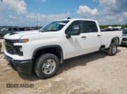 ✅ 2025 Chevrolet Silverado 1500 • VIN: 1GC4ALE70SF100993 • Лот: 69656395. Опубликован ранее на Copart с пробегом 23 077 миль. Бесплатный доступ к архиву аукционных продаж из США и подробный отчёт об истории автомобиля на DreamBid. Изображение 1.