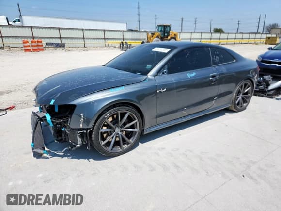 ✅ 2015 Audi RS 5 • VIN: WUAC6AFR6FA901662 • Lot: 67585365. Listed on Copart with 69,061 mi. Free auction sales archive from the USA and detailed vehicle history report at DreamBid. Image 1.
