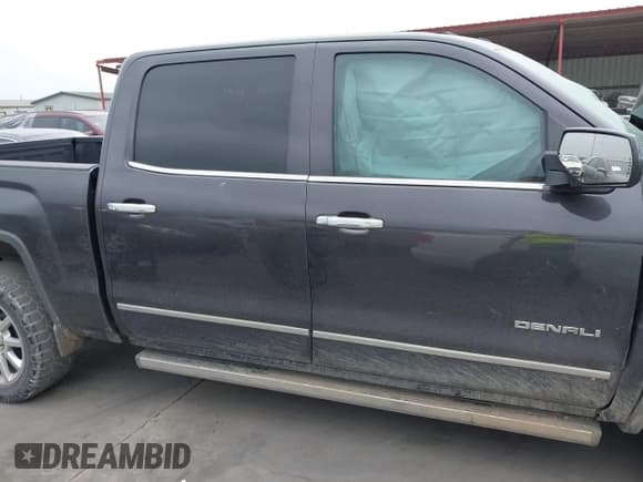 ✅ 2016 GMC Sierra 1500 Denali • VIN: 3GTP1PEC3GG190647 • Lot: 41933094. Listed on IAAI with 161,125 mi. Free auction sales archive from the USA and detailed vehicle history report at DreamBid. Image 13.