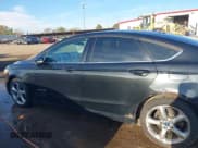 ✅ 2013 Ford Fusion SE Hybrid • VIN: 3FA6P0LU1DR200384 • Lot: 43551120. Wystawiony na IAAI z przebiegiem 196 618 mil. Bezpłatny archiwum sprzedaży aukcyjnych z USA i szczegółowy raport historii pojazdu na DreamBid. Zdjęcie 14.