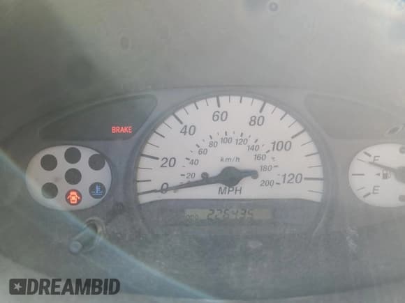 ✅ 2002 Toyota ECHO • VIN: JTDBT123220227562 • Lot: 70945565. Wystawiony na Copart z przebiegiem 226 435 mil. Bezpłatny archiwum sprzedaży aukcyjnych z USA i szczegółowy raport historii pojazdu na DreamBid. Zdjęcie 9.