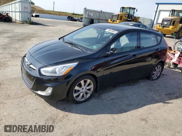 ✅ 2014 Hyundai Accent SE • VIN: KMHCU5AE6EU182467 • Lot: 70655664. Wystawiony na Copart z przebiegiem 95 726 mil. Bezpłatny archiwum sprzedaży aukcyjnych z USA i szczegółowy raport historii pojazdu na DreamBid. Zdjęcie 1.