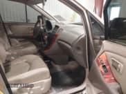 ✅ 2001 Lexus RX 300 • VIN: JTJHF10U910199705 • Lot: 43769151. Wystawiony na IAAI z przebiegiem 221 499 mil. Bezpłatny archiwum sprzedaży aukcyjnych z USA i szczegółowy raport historii pojazdu na DreamBid. Zdjęcie 5.