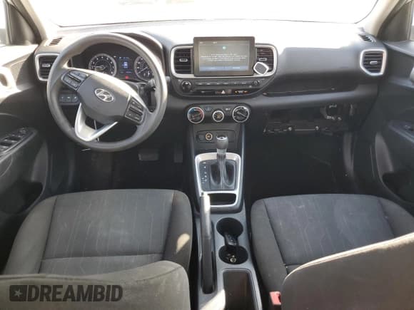 ✅ 2020 Hyundai Venue SE • VIN: KMHRB8A37LU032638 • Лот: 85583795. Опубликован ранее на Copart с пробегом 124 321 миль. Бесплатный доступ к архиву аукционных продаж из США и подробный отчёт об истории автомобиля на DreamBid. Изображение 8.