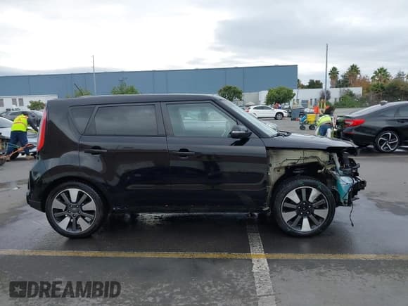 ✅ 2014 Kia Soul + • VIN: KNDJX3A55E7007522 • Lot: 43674174. Listed on IAAI with 130,894 mi. Free auction sales archive from the USA and detailed vehicle history report at DreamBid. Image 14.