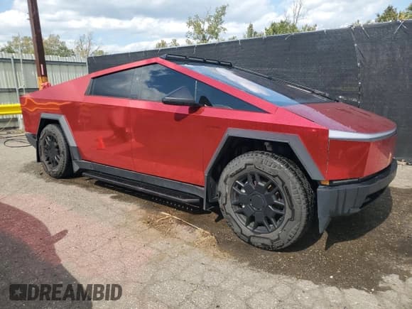 ✅ 2024 Tesla Cybertruck • VIN: 7G2CEHED9RA008583 • Лот: 71047955. Опубликован ранее на Copart с пробегом 31 214 миль. Бесплатный доступ к архиву аукционных продаж из США и подробный отчёт об истории автомобиля на DreamBid. Изображение 4.
