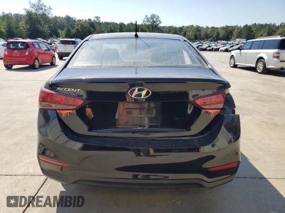 ✅ 2018 Hyundai Accent SE • VIN: 3KPC24A33JE005810 • Лот: 74198114. Опубликован ранее на Copart с пробегом 77 819 миль. Бесплатный доступ к архиву аукционных продаж из США и подробный отчёт об истории автомобиля на DreamBid. Изображение 6.