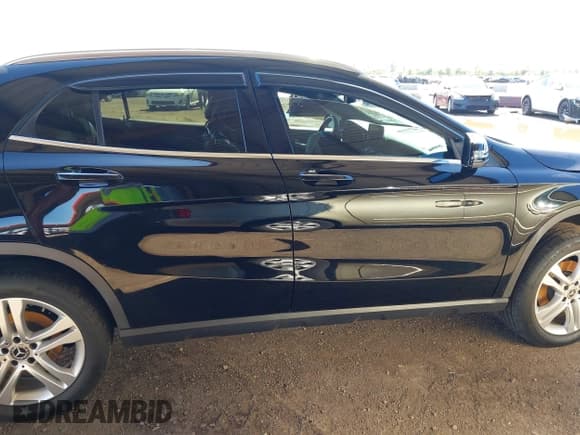 ✅ 2020 Mercedes-Benz GLA 250 • VIN: WDCTG4GBXLU023574 • Лот: 43453142. Опубликован ранее на IAAI с пробегом 33 975 миль. Бесплатный доступ к архиву аукционных продаж из США и подробный отчёт об истории автомобиля на DreamBid. Изображение 14.