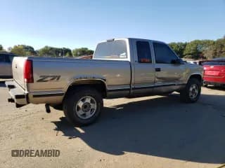 ✅ 1999 Chevrolet Silverado 1500 • VIN: 1GCEK19R4XR131820 • Лот: 74226404. Опубликован ранее на Copart с пробегом 287 103 миль. Бесплатный доступ к архиву аукционных продаж из США и подробный отчёт об истории автомобиля на DreamBid. Изображение 3.