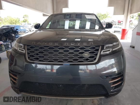 ✅ 2018 Land Rover Range Rover Velar R-Dynamic SE • VIN: SALYL2RX2JA722743 • Лот: 42176169. Опубликован ранее на IAAI с пробегом 70 192 миль. Бесплатный доступ к архиву аукционных продаж из США и подробный отчёт об истории автомобиля на DreamBid. Изображение 13.