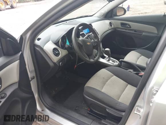 2016 Chevrolet Cruze LS с VIN 1G1PC5SG0G7211643, выставлен на аукционе IAAI как лот 43342069 с пробегом 73 148 миль миль и . История ставок и продаж доступна на DreamBid. Изображение 5.