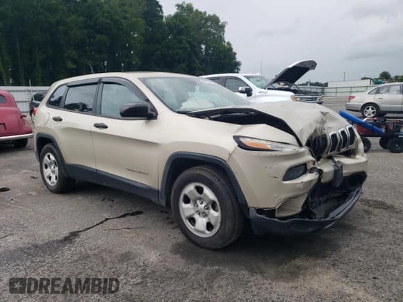 ✅ 2014 Jeep Cherokee Sport • VIN: 1C4PJMAB1EW272998 • Lot: 68180945. Wystawiony na Copart z przebiegiem 214 148 mil. Bezpłatny archiwum sprzedaży aukcyjnych z USA i szczegółowy raport historii pojazdu na DreamBid. Zdjęcie 4.