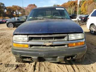 2002 Chevrolet S-10 LS с VIN 1GCCT19WX28156410, выставлен на аукционе Copart как лот 77406074 с пробегом 139 558 миль миль и Чистый • Clean title. История ставок и продаж доступна на DreamBid. Изображение 5.