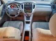 ✅ 2006 Toyota Highlander Limited • VIN: JTEEP21A860183012 • Lot: 95087245. Wystawiony na Copart z przebiegiem 275 839 mil. Bezpłatny archiwum sprzedaży aukcyjnych z USA i szczegółowy raport historii pojazdu na DreamBid. Zdjęcie 8.