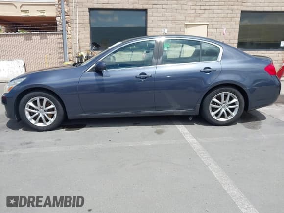 ✅ 2007 Infiniti G35 Journey • VIN: JNKBV61E77M705628 • Лот: 42224664. Опубликован ранее на IAAI с пробегом Не указан. Бесплатный доступ к архиву аукционных продаж из США и подробный отчёт об истории автомобиля на DreamBid. Изображение 14.