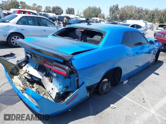 ✅ 2016 Dodge Challenger R/T Plus • VIN: 2C3CDZBT1GH264674 • Lot: 42540971. Wystawiony na IAAI z przebiegiem 111 471 mil. Bezpłatny archiwum sprzedaży aukcyjnych z USA i szczegółowy raport historii pojazdu na DreamBid. Zdjęcie 4.