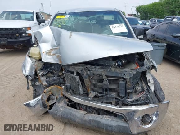 ✅ 2006 Nissan Frontier SE • VIN: 1N6AD07U66C418326 • Лот: 41933720. Опубликован ранее на IAAI с пробегом 344 864 миль. Бесплатный доступ к архиву аукционных продаж из США и подробный отчёт об истории автомобиля на DreamBid. Изображение 12.