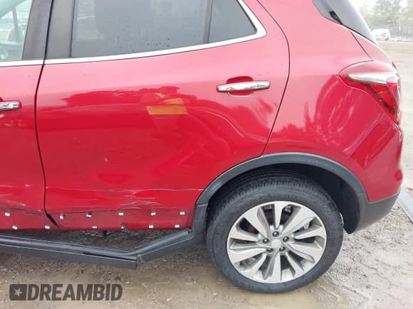 ✅ 2019 Buick Encore Preferred • VIN: KL4CJESB1KB804153 • Lot: 43278471. Wystawiony na IAAI z przebiegiem 104 623 mil. Bezpłatny archiwum sprzedaży aukcyjnych z USA i szczegółowy raport historii pojazdu na DreamBid. Zdjęcie 19.