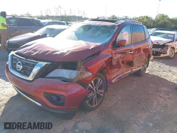 ✅ 2017 Nissan Pathfinder Platinum • VIN: 5N1DR2MN8HC637846 • Лот: 43619305. Опубликован ранее на IAAI с пробегом 124 007 миль. Бесплатный доступ к архиву аукционных продаж из США и подробный отчёт об истории автомобиля на DreamBid. Изображение 2.