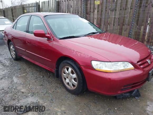 ✅ 2001 Honda Accord EX • VIN: 1HGCG56621A088841 • Лот: 43835411. Опубликован ранее на IAAI с пробегом 254 919 миль. Бесплатный доступ к архиву аукционных продаж из США и подробный отчёт об истории автомобиля на DreamBid. Изображение 1.