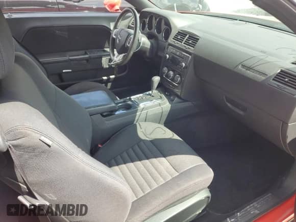 2014 Dodge Challenger Rallye Redline с VIN 2C3CDYAG2EH204043, выставлен на аукционе Copart как лот 65041185 с пробегом 38 697 миль миль и На запчасти • Non repairable. История ставок и продаж доступна на DreamBid. Изображение 8.